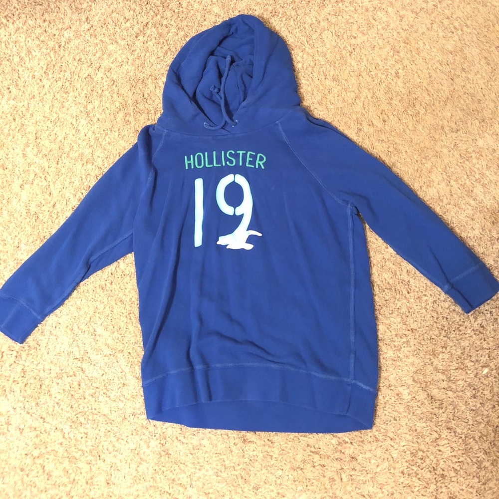 Hollister hoodie!